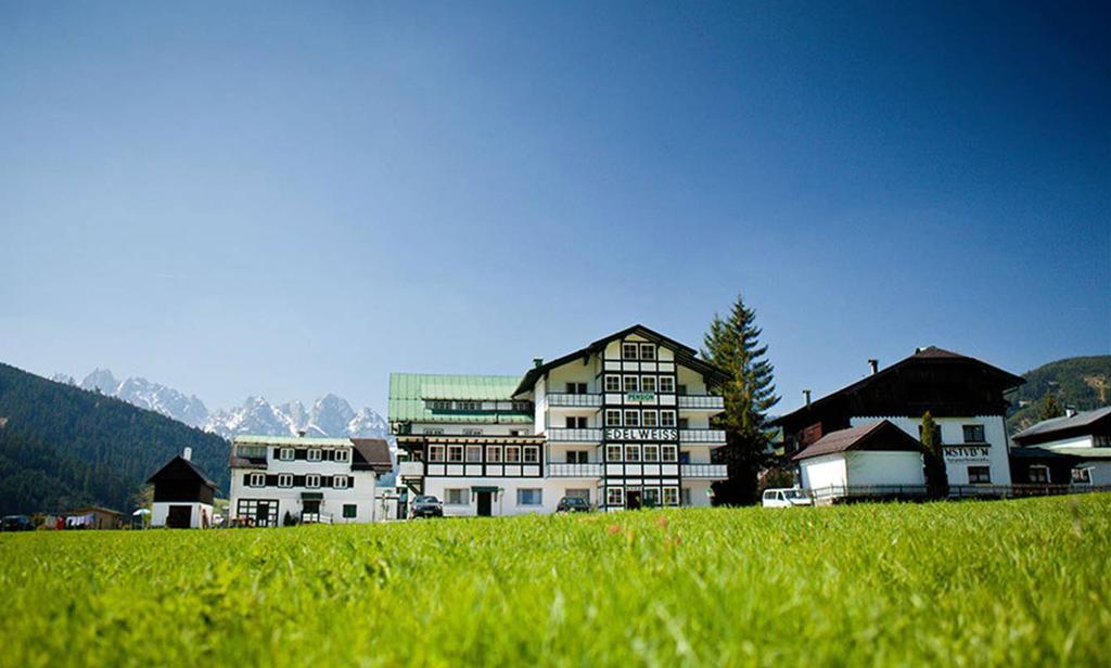 Apartment Almroeserl Edelweiss โกเซา ภายนอก รูปภาพ